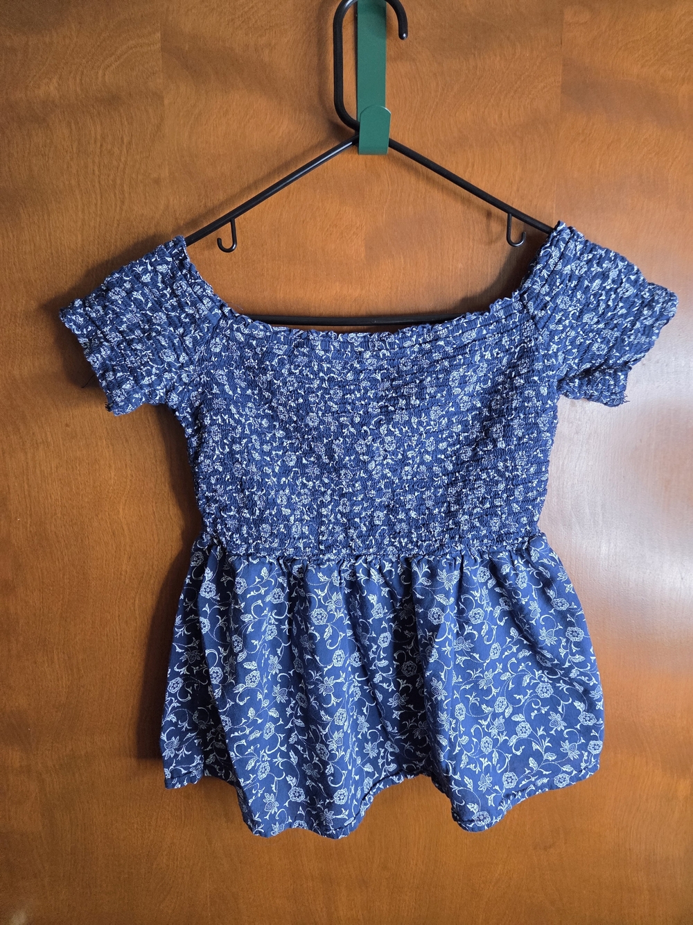 Old Navy Blue And White Floral Cotton Ruched Short Sleeve Top Size Small Floral